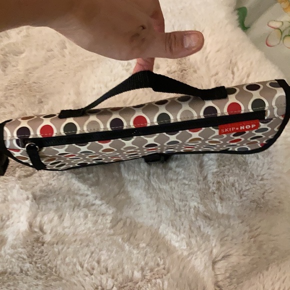 EUC Skip Hop “Pronto” changing station in multicolor Wave Dot pattern. - Picture 5 of 16